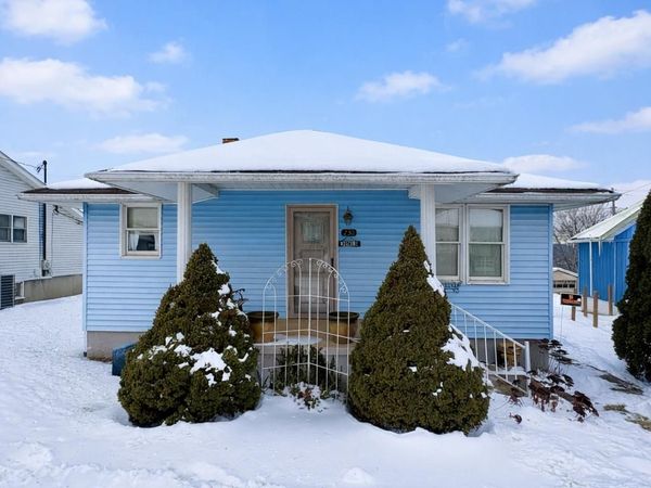 230 Francis Ave, Windsor Heights, WV 26075