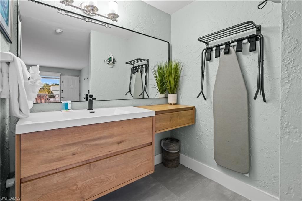 4330 Bonita Beach Rd, Bonita Springs, FL 34134 Photo