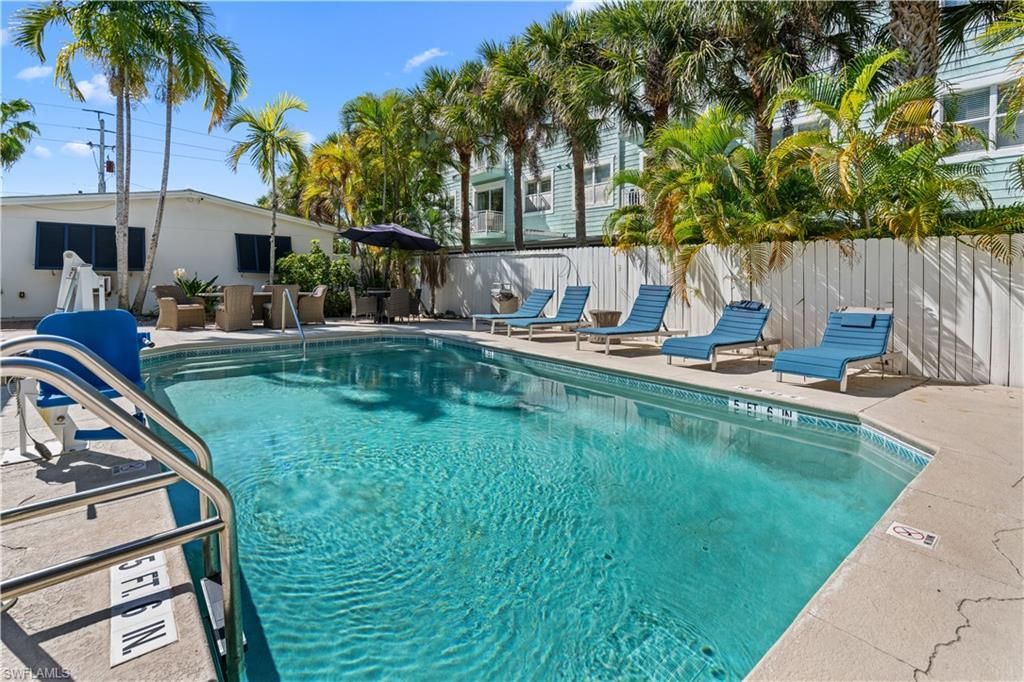 4330 Bonita Beach Rd, Bonita Springs, FL 34134 Photo