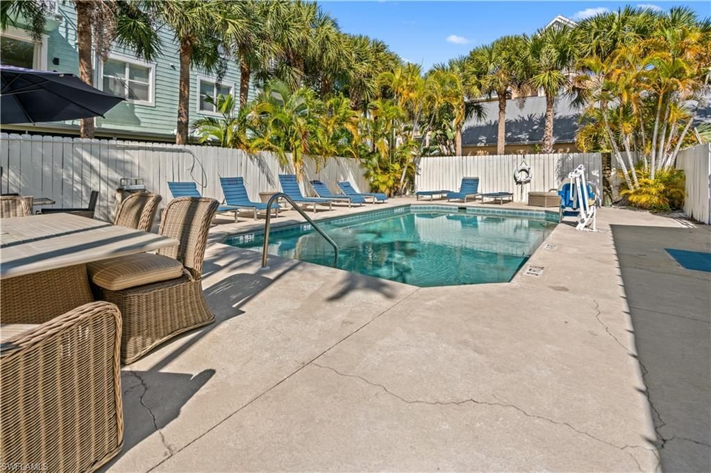 4330 Bonita Beach Rd, Bonita Springs, FL 34134 Photo