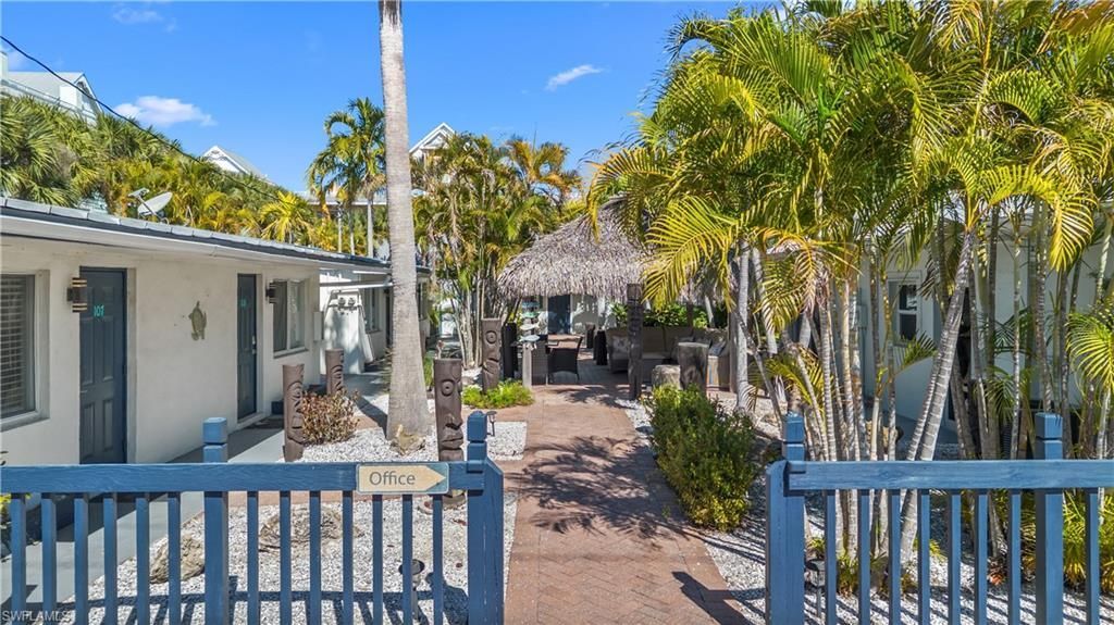 4330 Bonita Beach Rd, Bonita Springs, FL 34134 Photo