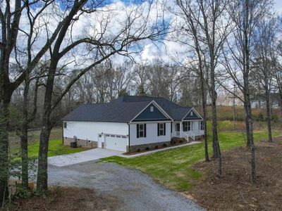 769 Seagull Lane, Prosperity, SC 29127