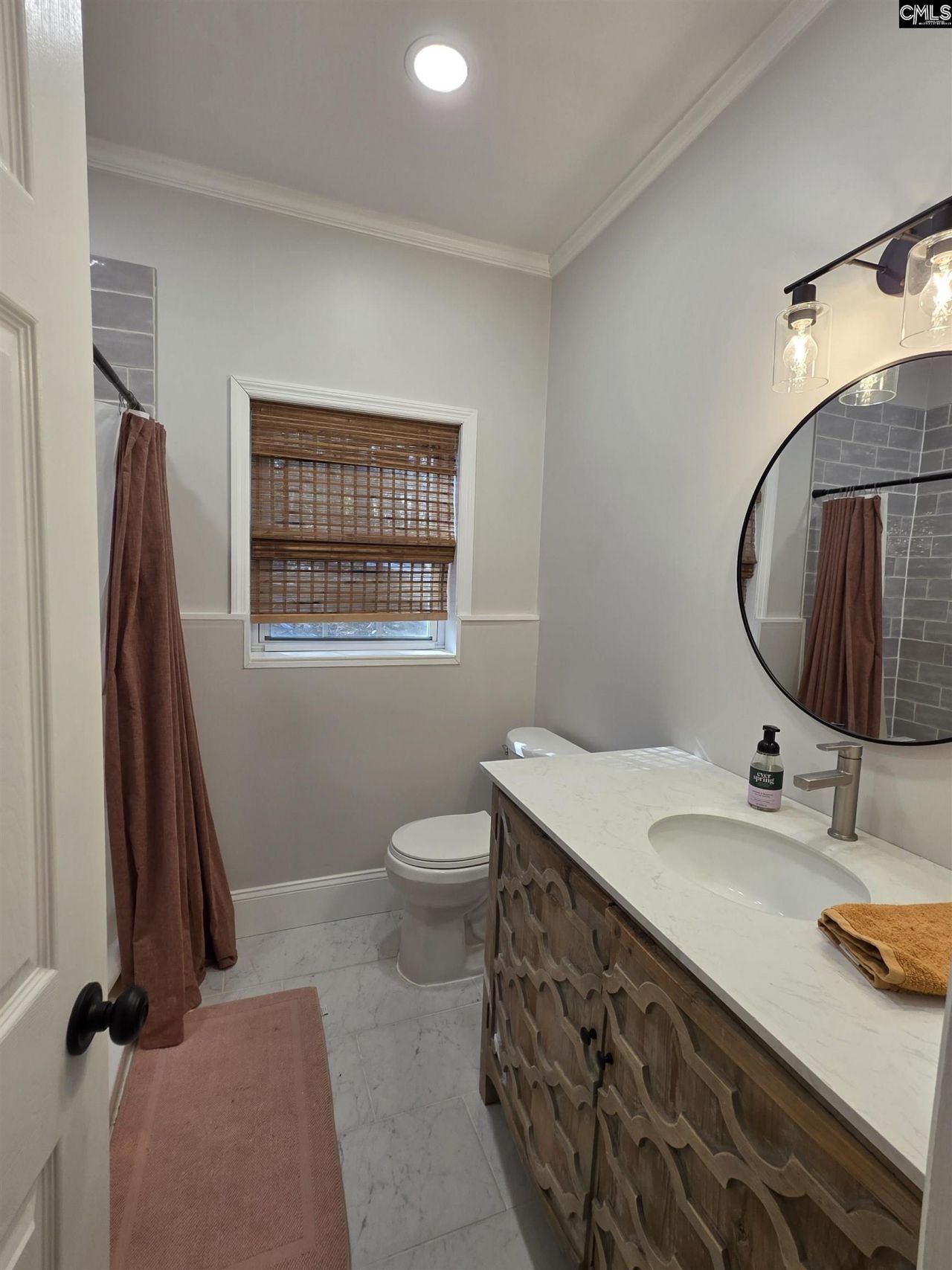 6048 Woodvine Photo 11