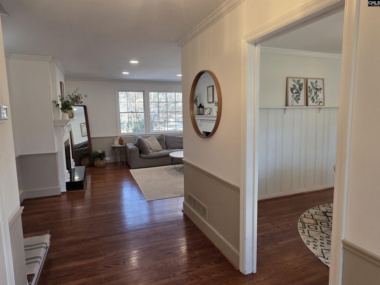 6048 Woodvine Photo 25