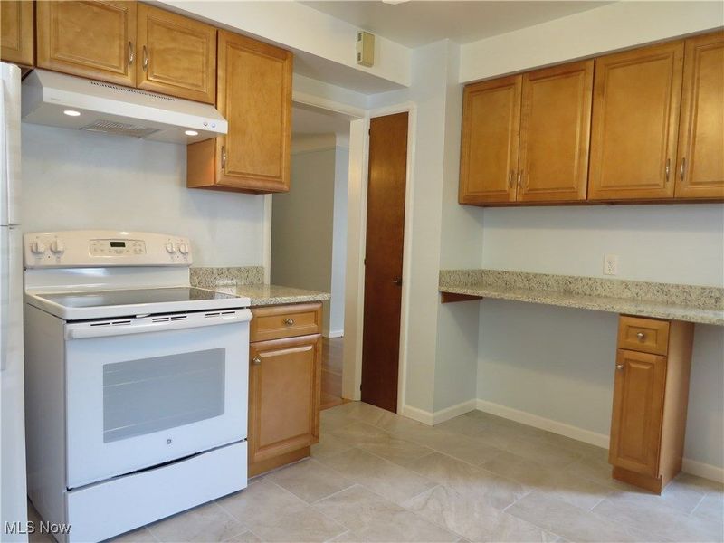 25316 Conover Drive, Bay Village, OH 44140 Photo 6