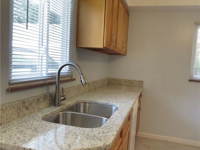 25316 Conover Drive, Bay Village, OH 44140 Photo 8