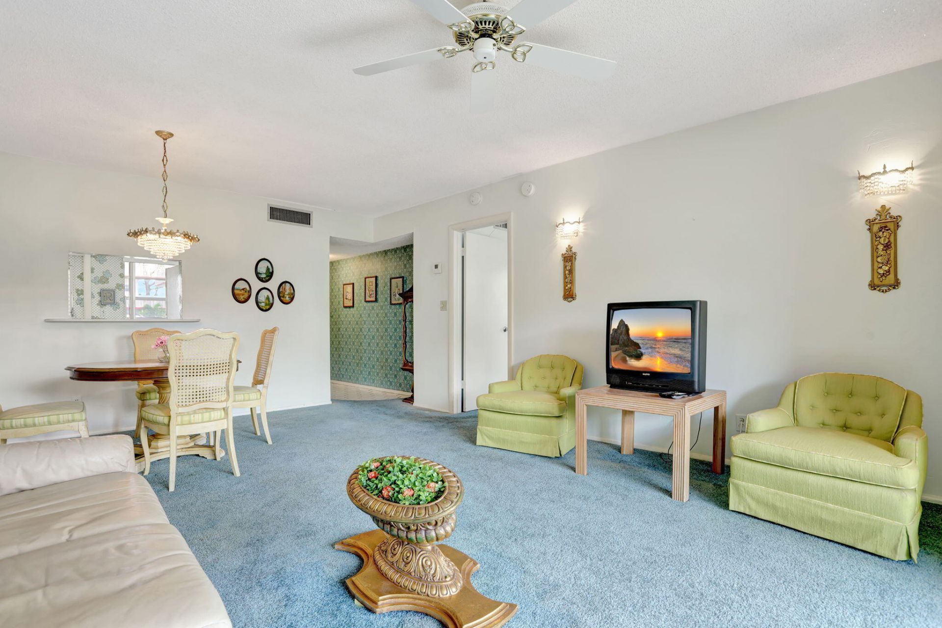 4000 NW 44th Avenue, Unit 113, Lauderdale Lakes, FL 33319 Photo