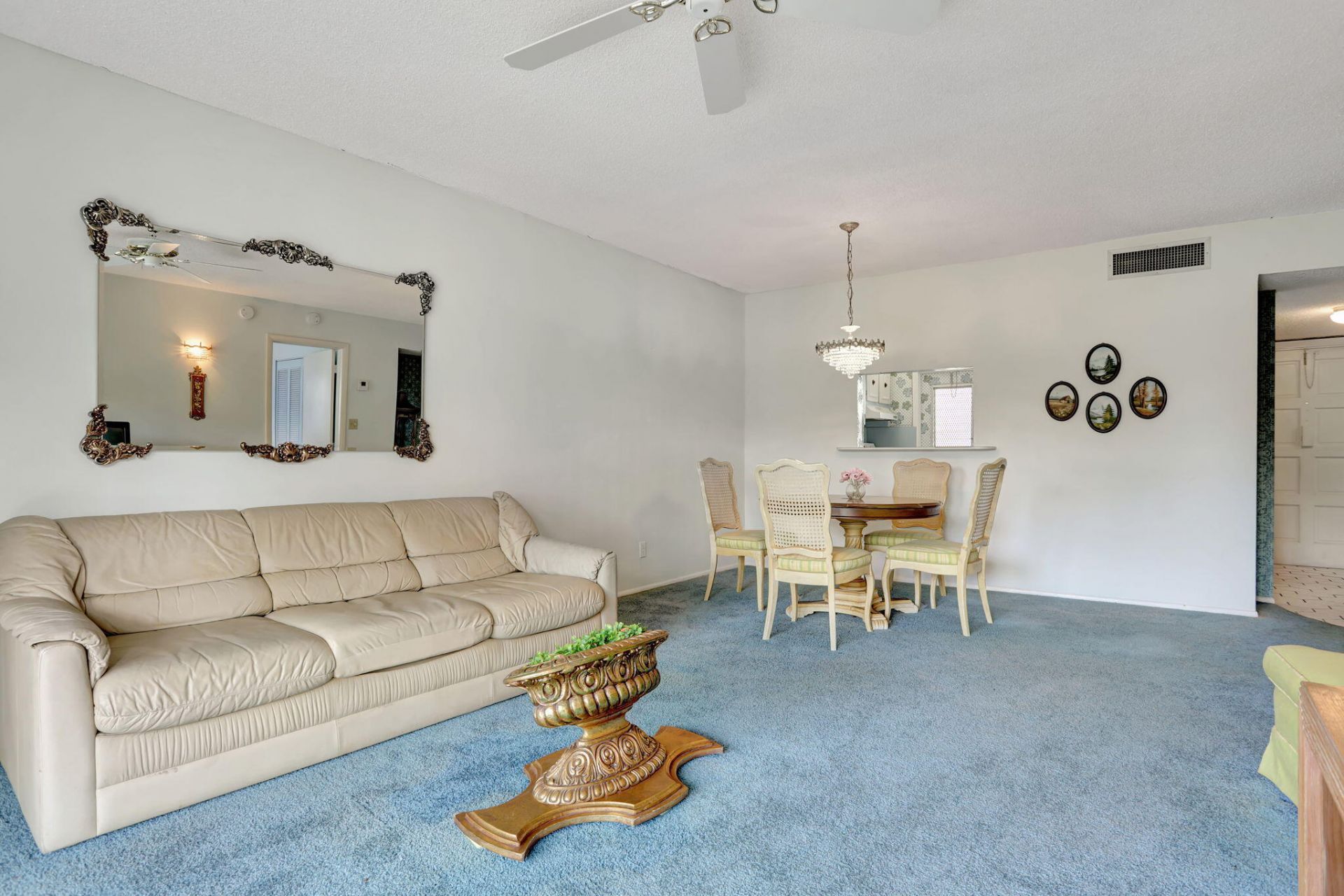 4000 NW 44th Avenue, Unit 113, Lauderdale Lakes, FL 33319 Photo