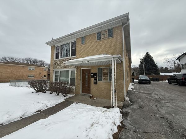 109 Central Avenue, Unit A, Roselle, IL 60172