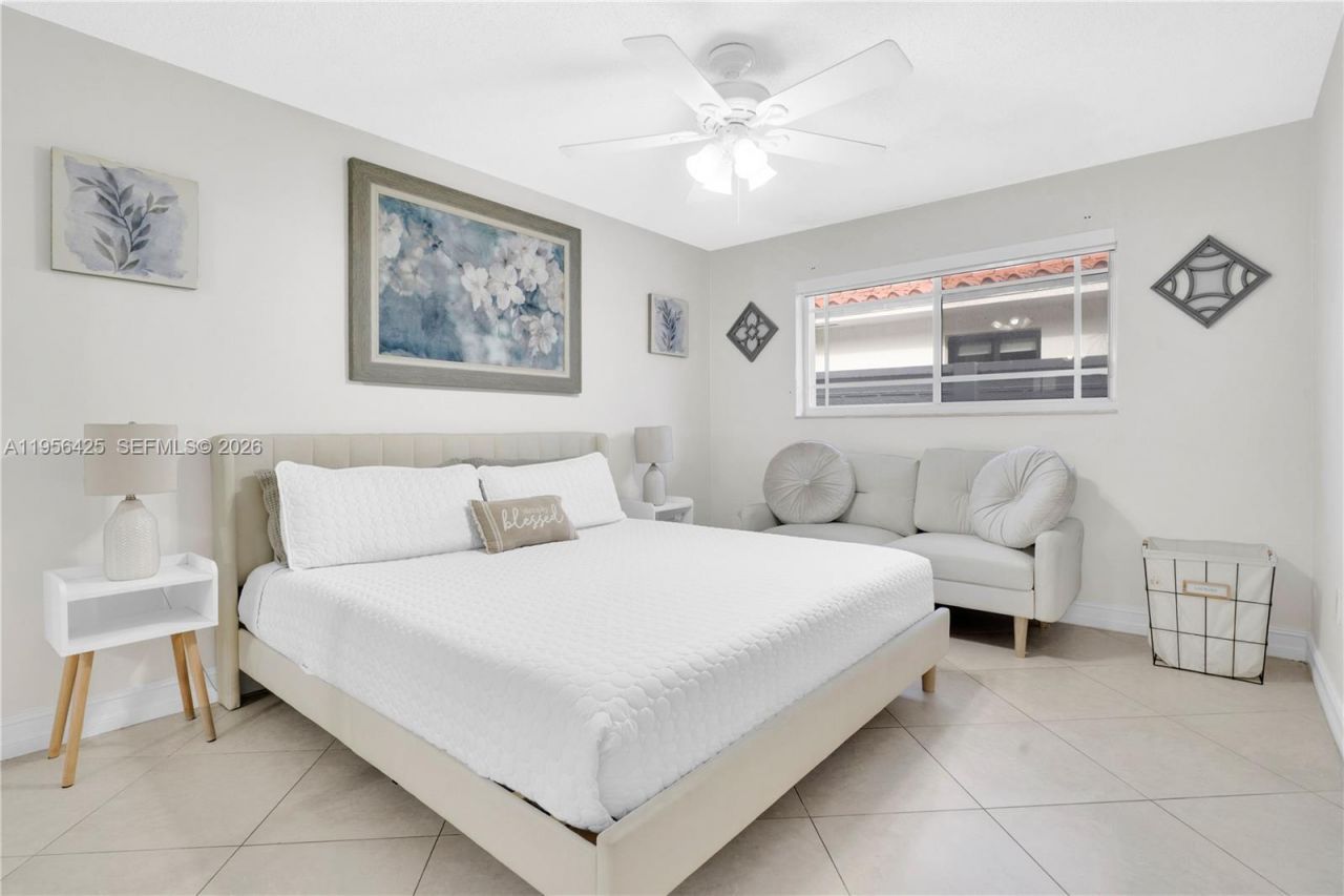 3210 SW 24th Ter, Miami, FL 33145 Photo