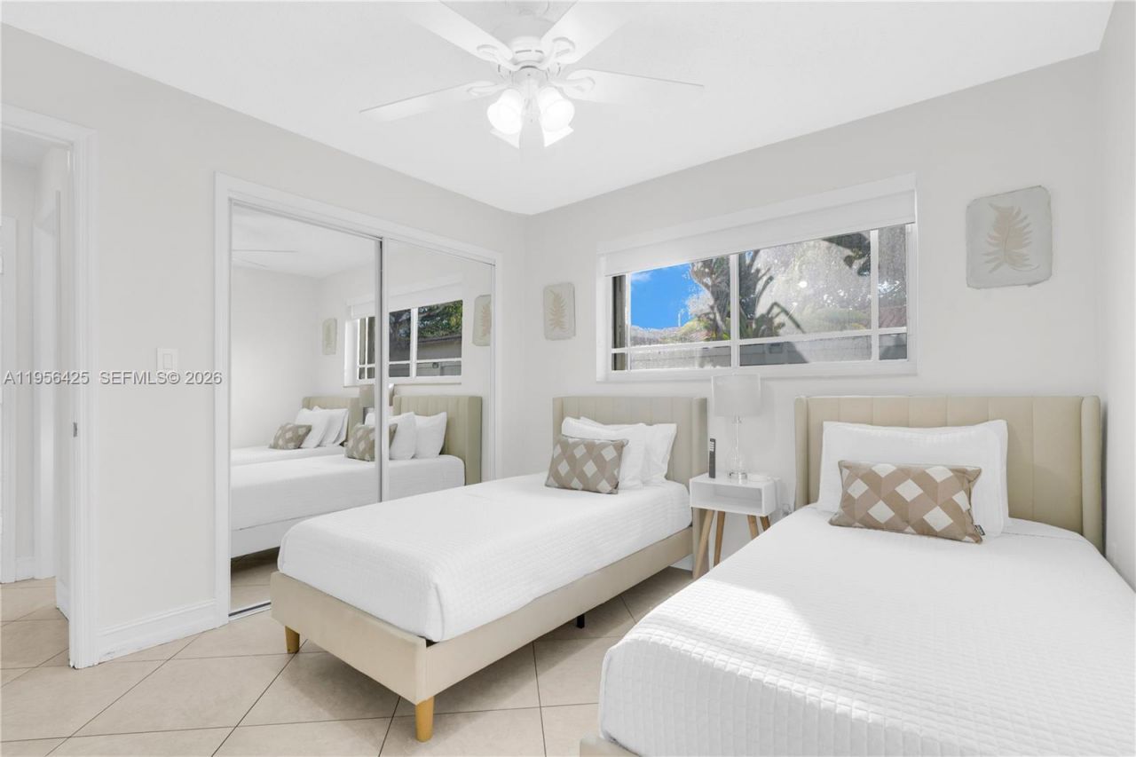 3210 SW 24th Ter, Miami, FL 33145 Photo