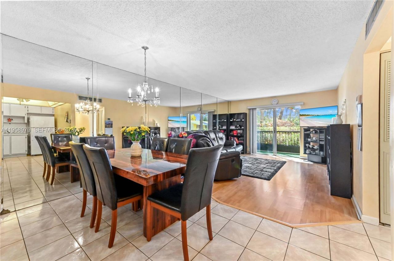 701 NE 1st Ct, Unit 110, Hallandale Beach, FL 33009 Photo