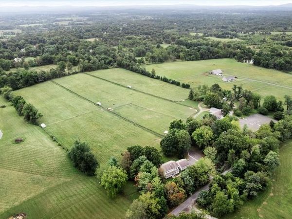 19606 RIDGESIDE ROAD, BLUEMONT, VA 20135