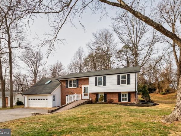 7926 HELMART DRIVE, LAUREL, MD 20723