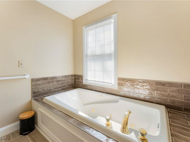 115 Spruce Drive NW, North Canton, OH 44720 Photo 26