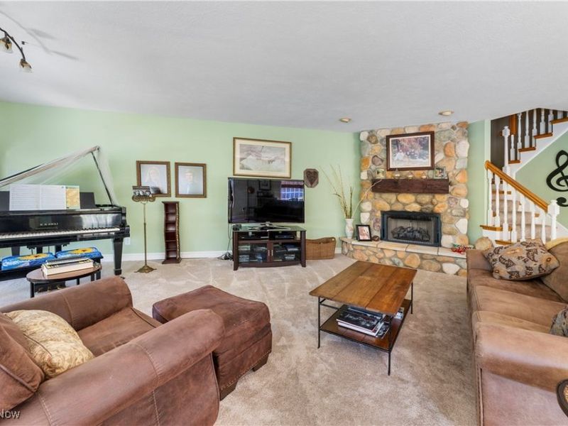 115 Spruce Drive NW, North Canton, OH 44720 Photo 7