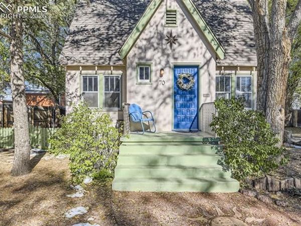 70 Cascade Court, Colorado Springs, CO 80907