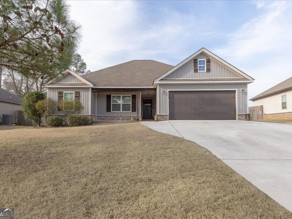 207 Kendall Court, Perry, GA 31069