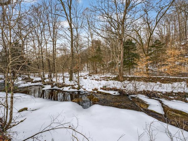 3712 Budds Creek Rd , Palmyra, TN 37142