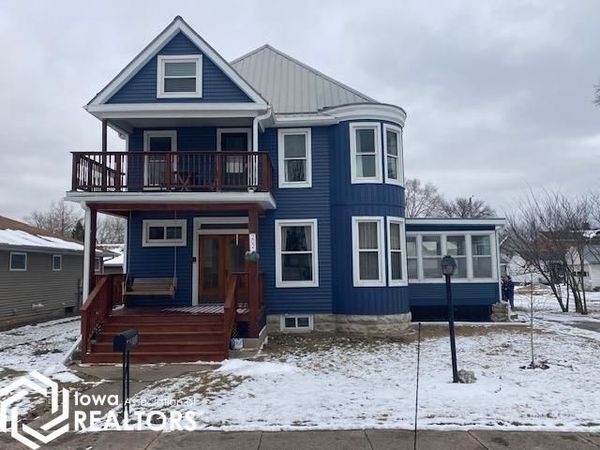 202 N Elm Street, New London, IA 52645