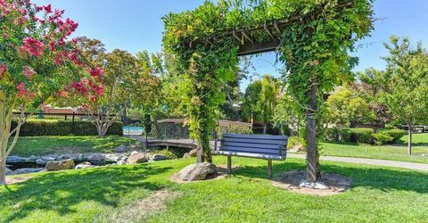 796 Woodside Lane East #7, Unit 7, Sacramento, CA 95825 Photo