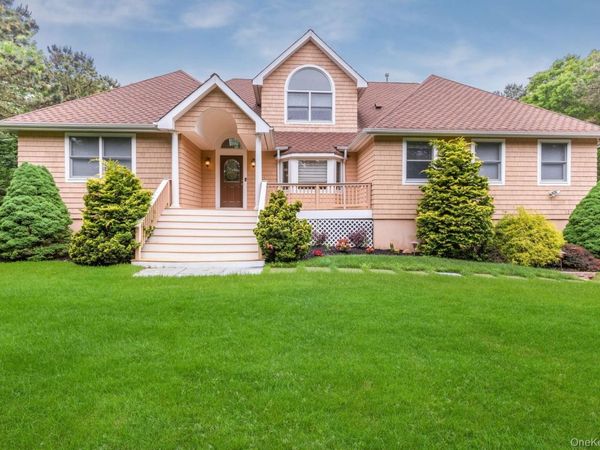 126 Malloy Drive, East Quogue, NY 11942