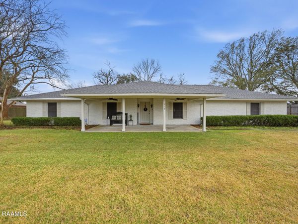 218 Fallis Road , Lafayette, LA 70507