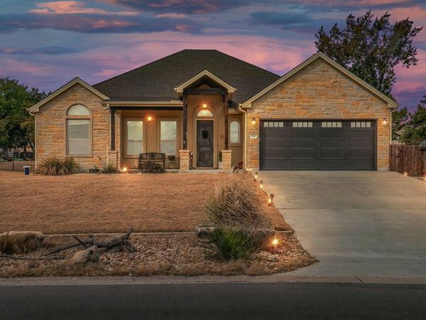 204 S Venture BLVD, Point Venture, TX 78645