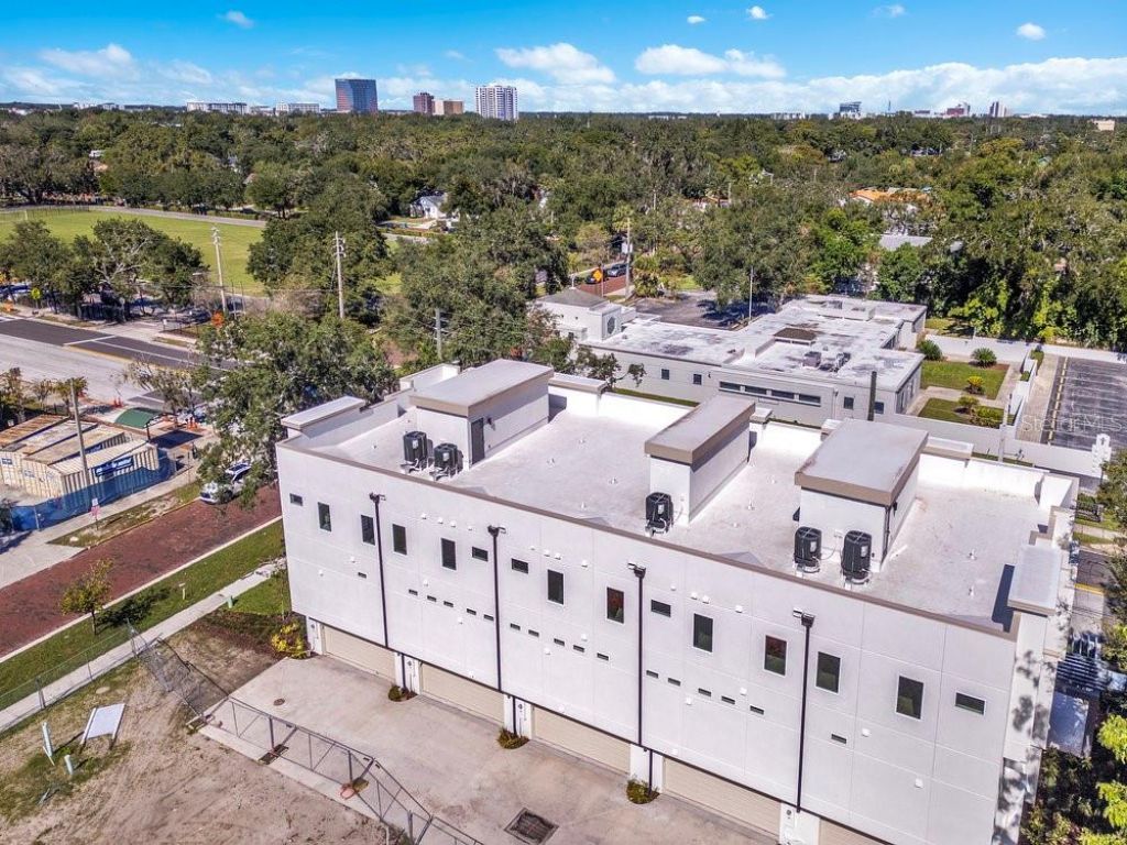 1008 E Robinson, Orlando, FL 32801 Photo
