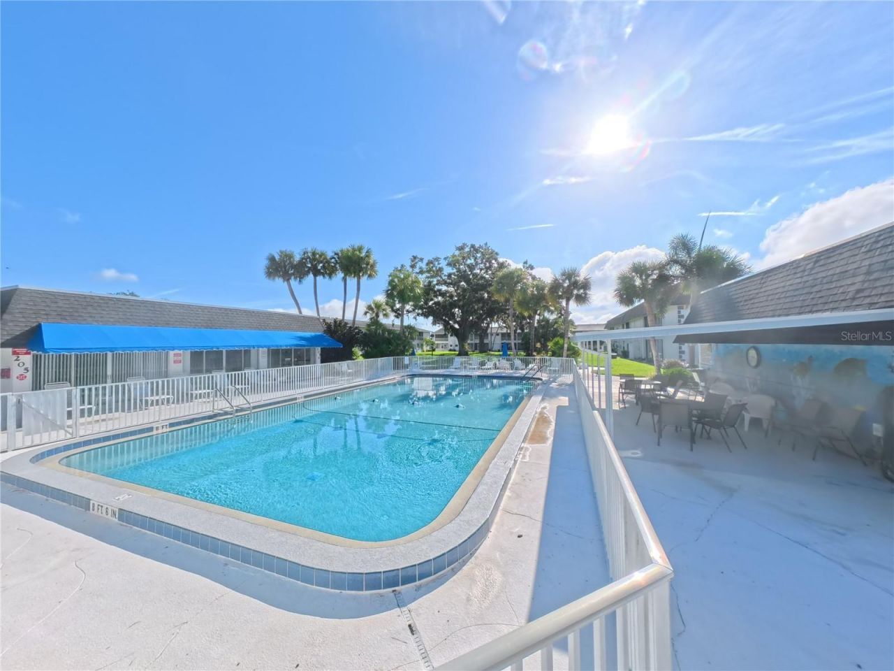 202 47th Avenue Drive W, Unit 332, Bradenton, FL 34207 Photo
