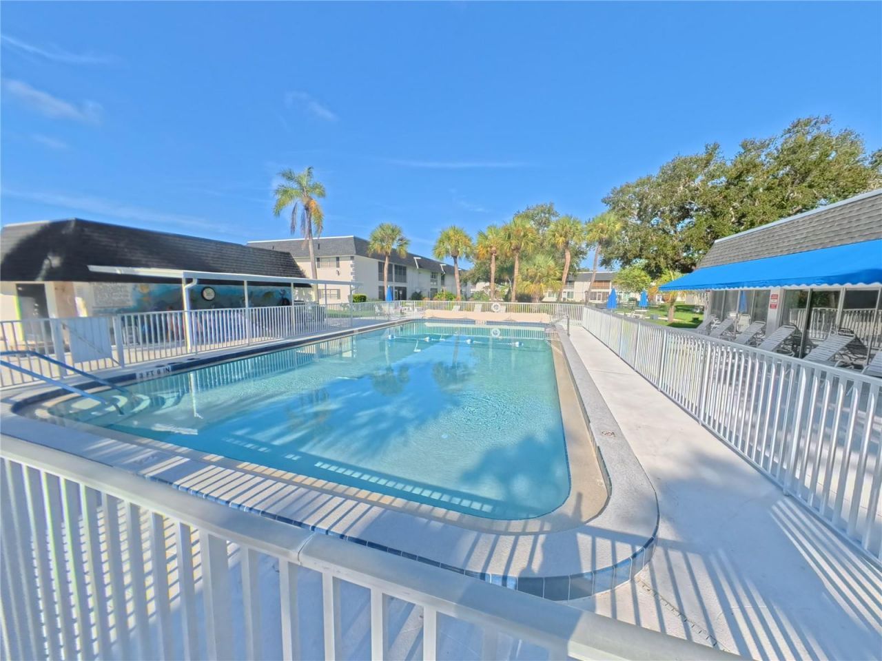 202 47th Avenue Drive W, Unit 332, Bradenton, FL 34207 Photo
