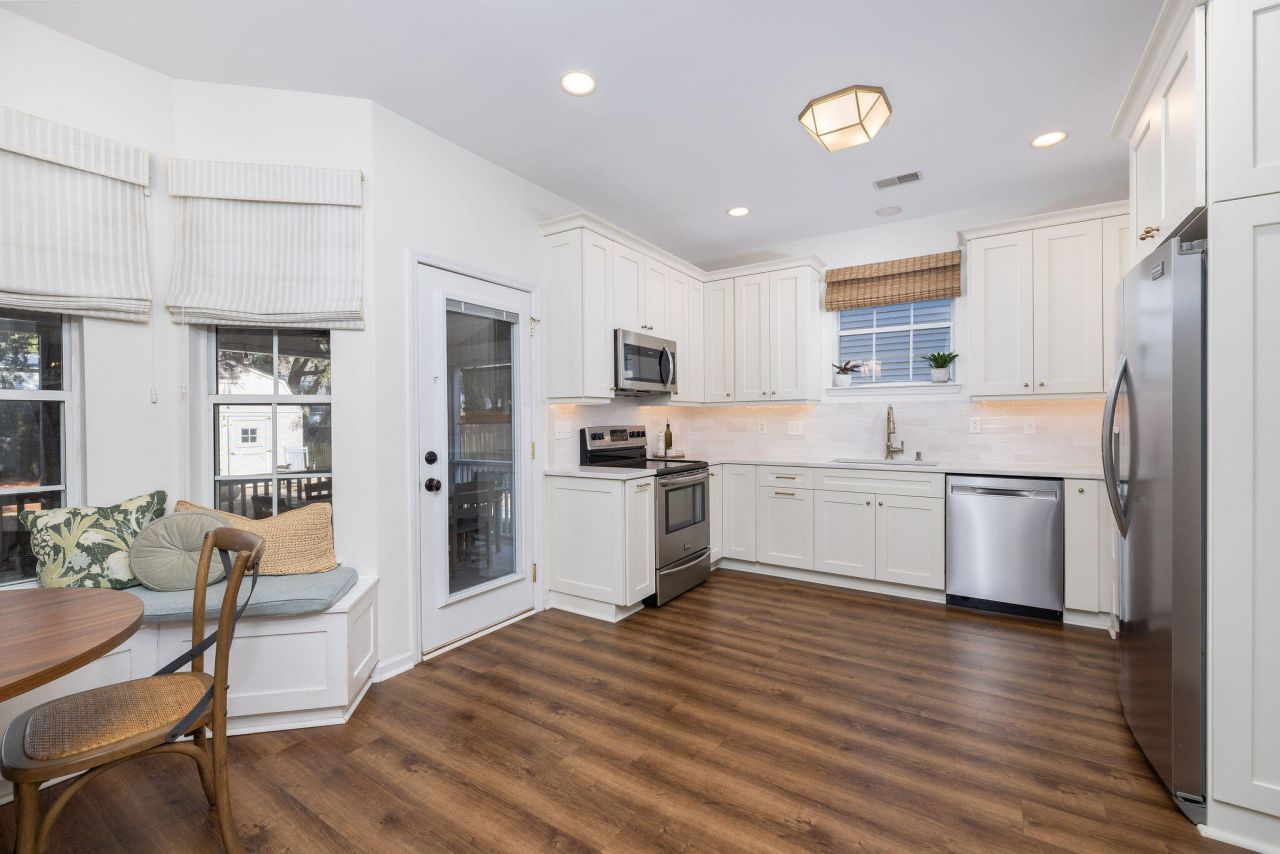 2412 Fulford Court Photo 16