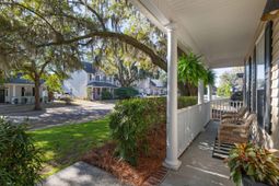 2412 Fulford Court photo 4