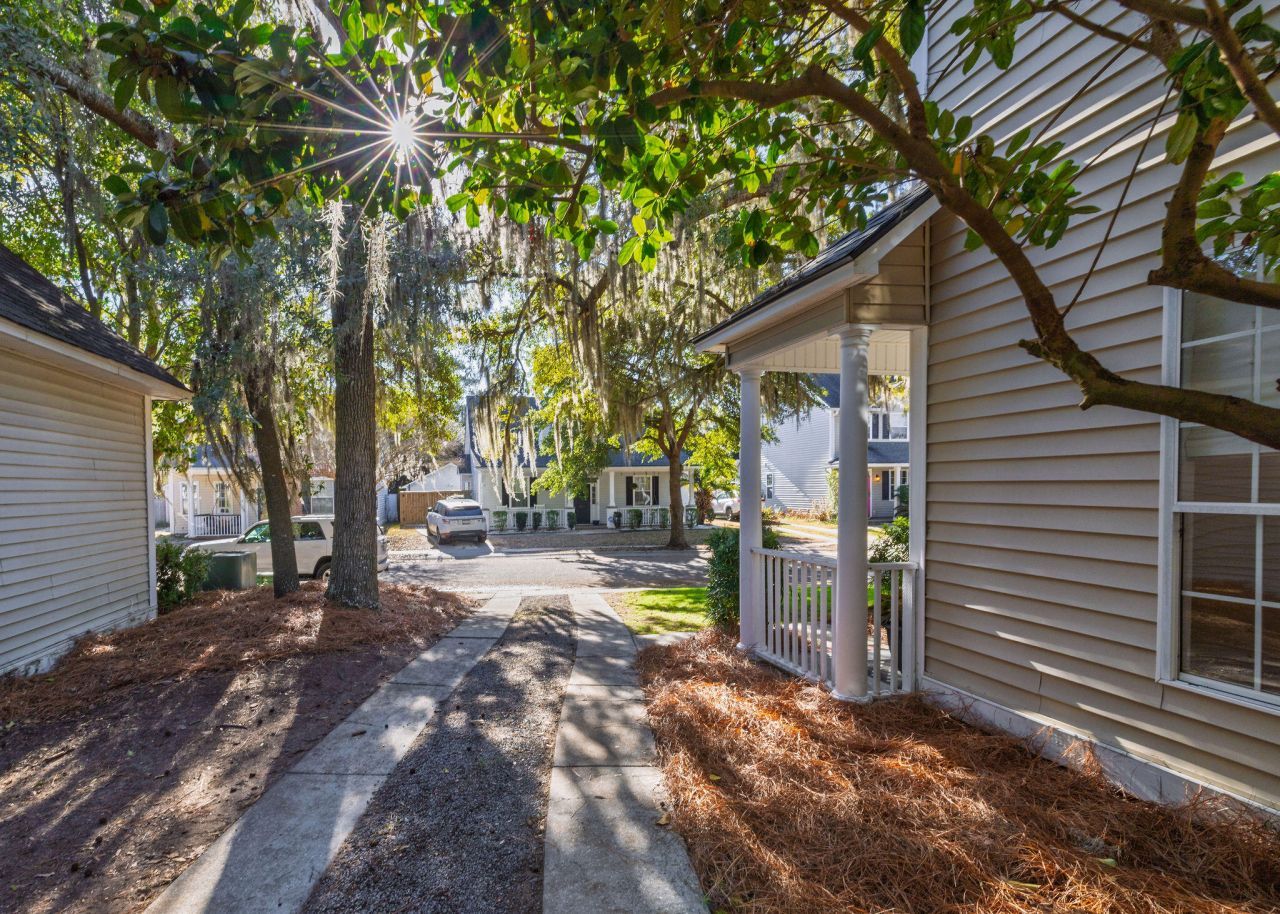 2412 Fulford Court Photo 45