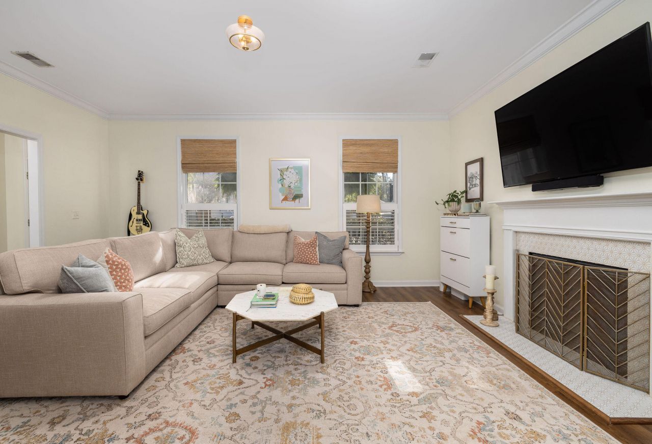 2412 Fulford Court Photo 8