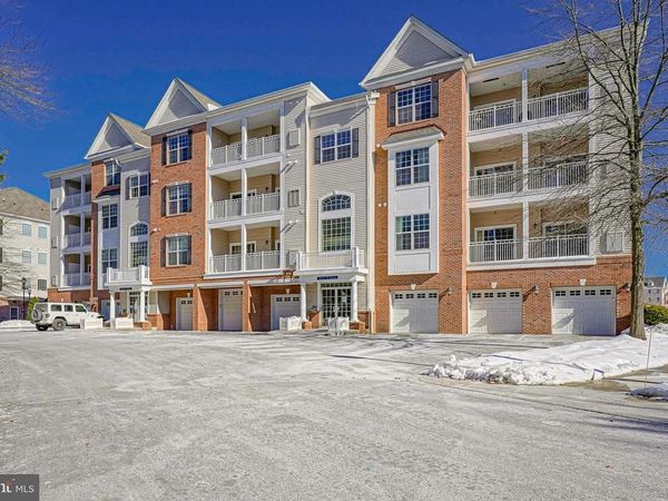 226 BREEDERS CUP DRIVE , CHERRY HILL, NJ 08002