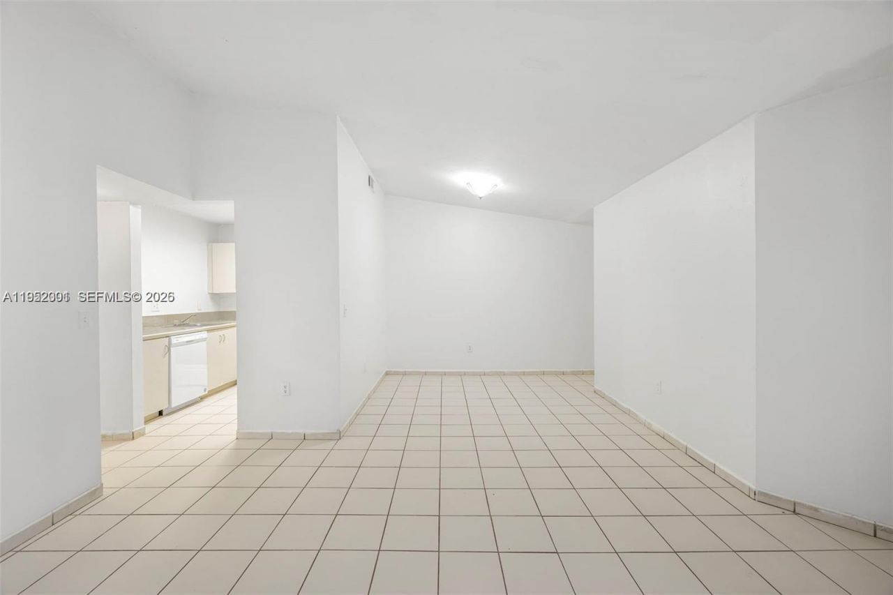 8421 SW 209th St , Unit 8421, Cutler Bay, FL 33189 Photo