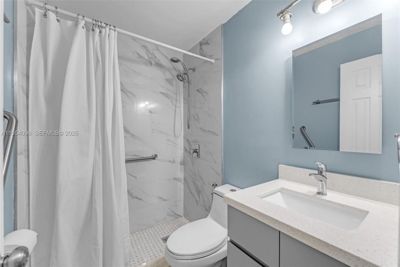 6445 SW 152nd Pl, Unit 6-45, Miami, FL 33193 Photo