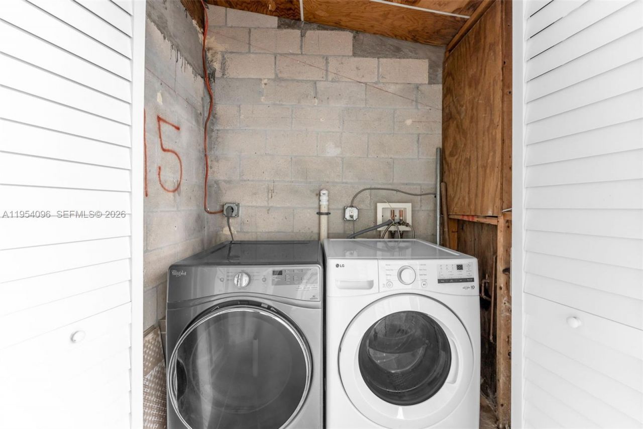 6445 SW 152nd Pl, Unit 6-45, Miami, FL 33193 Photo