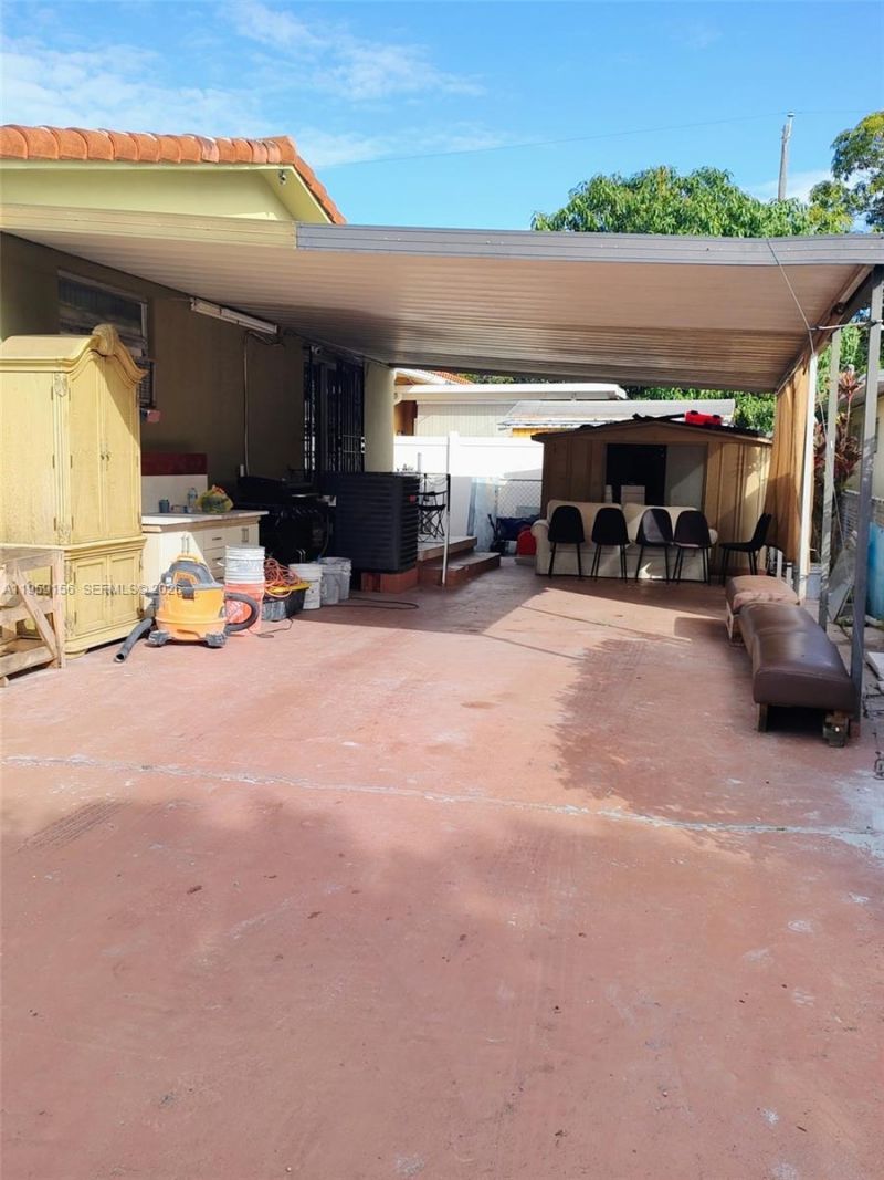 525 SW 56th Ave, Unit 525, Miami, FL 33134 Photo