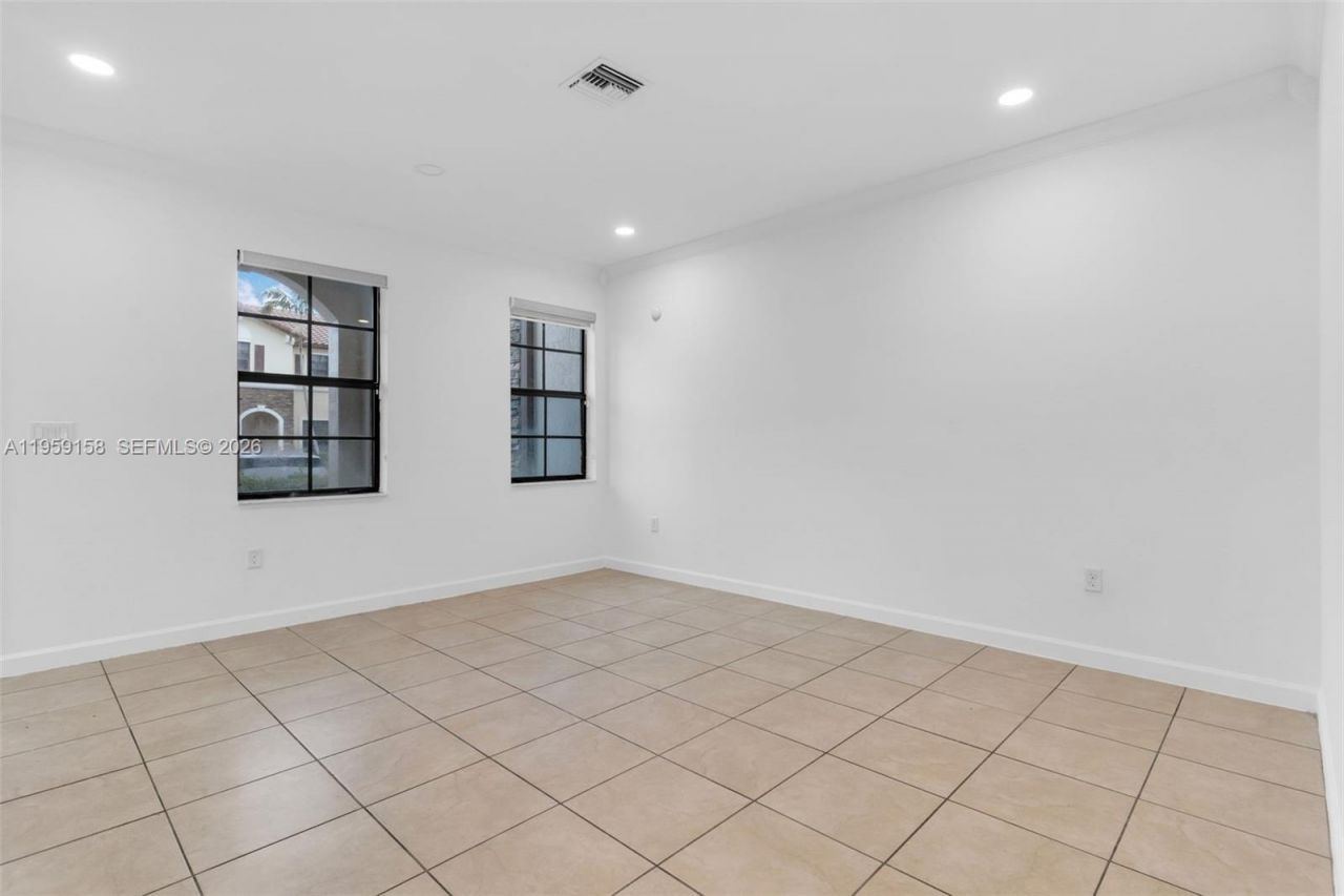 3202 SE 6th St, Homestead, FL 33033 Photo