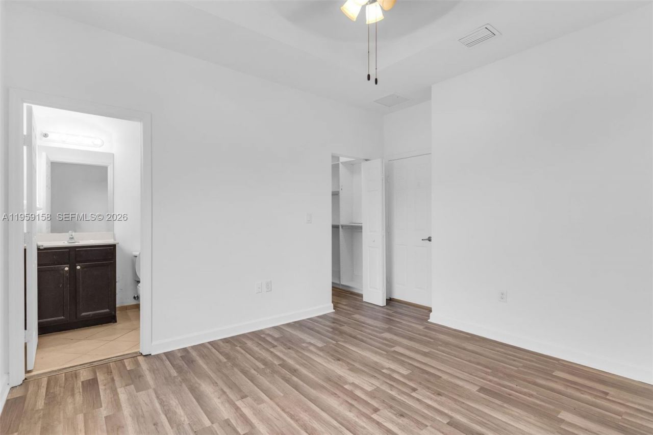 3202 SE 6th St, Homestead, FL 33033 Photo