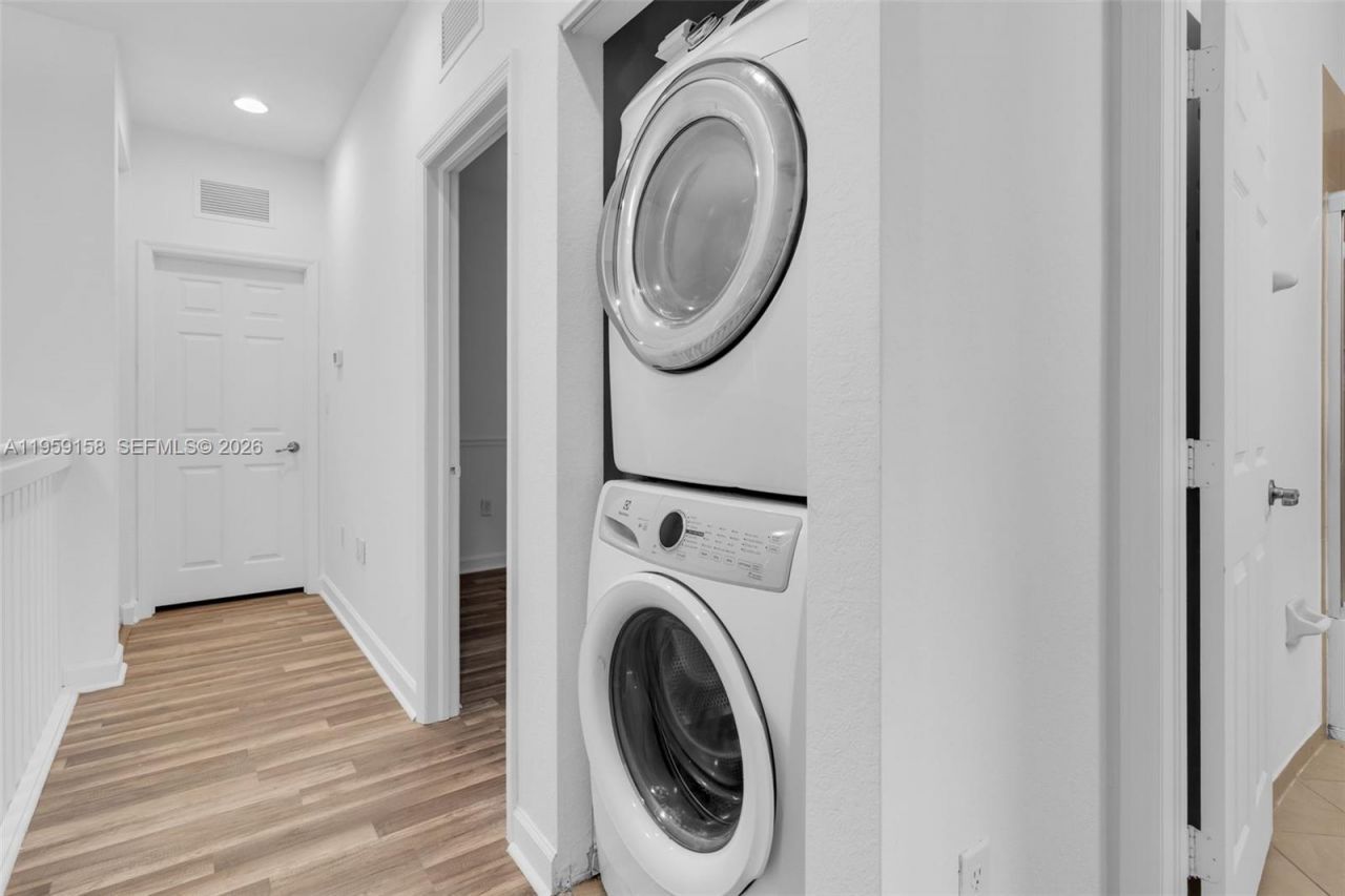 3202 SE 6th St, Homestead, FL 33033 Photo