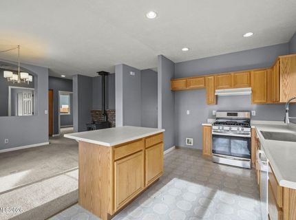 750 W Golden Valley Road, Reno, NV 89506 Photo