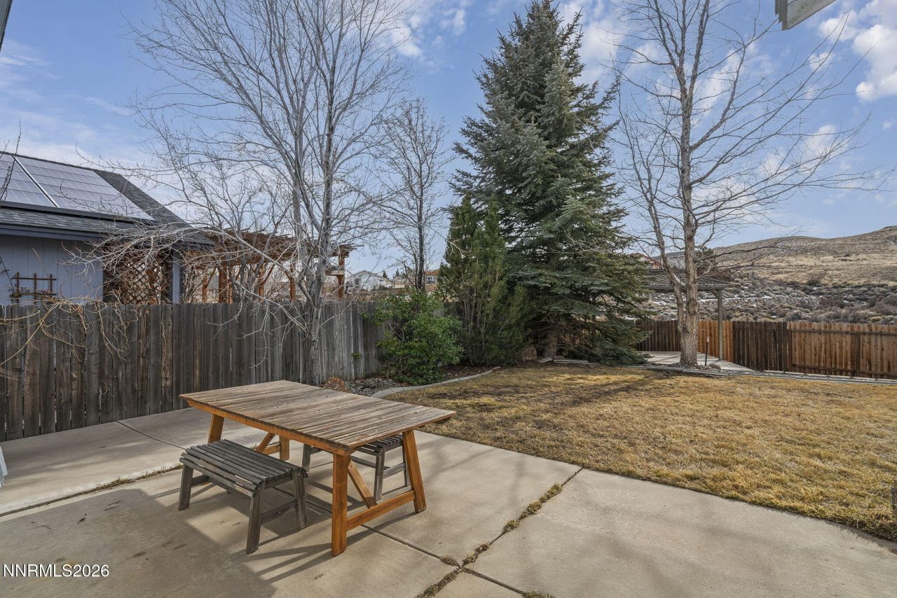 750 W Golden Valley Road, Reno, NV 89506 Photo