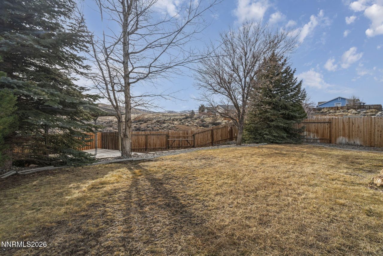 750 W Golden Valley Road, Reno, NV 89506 Photo