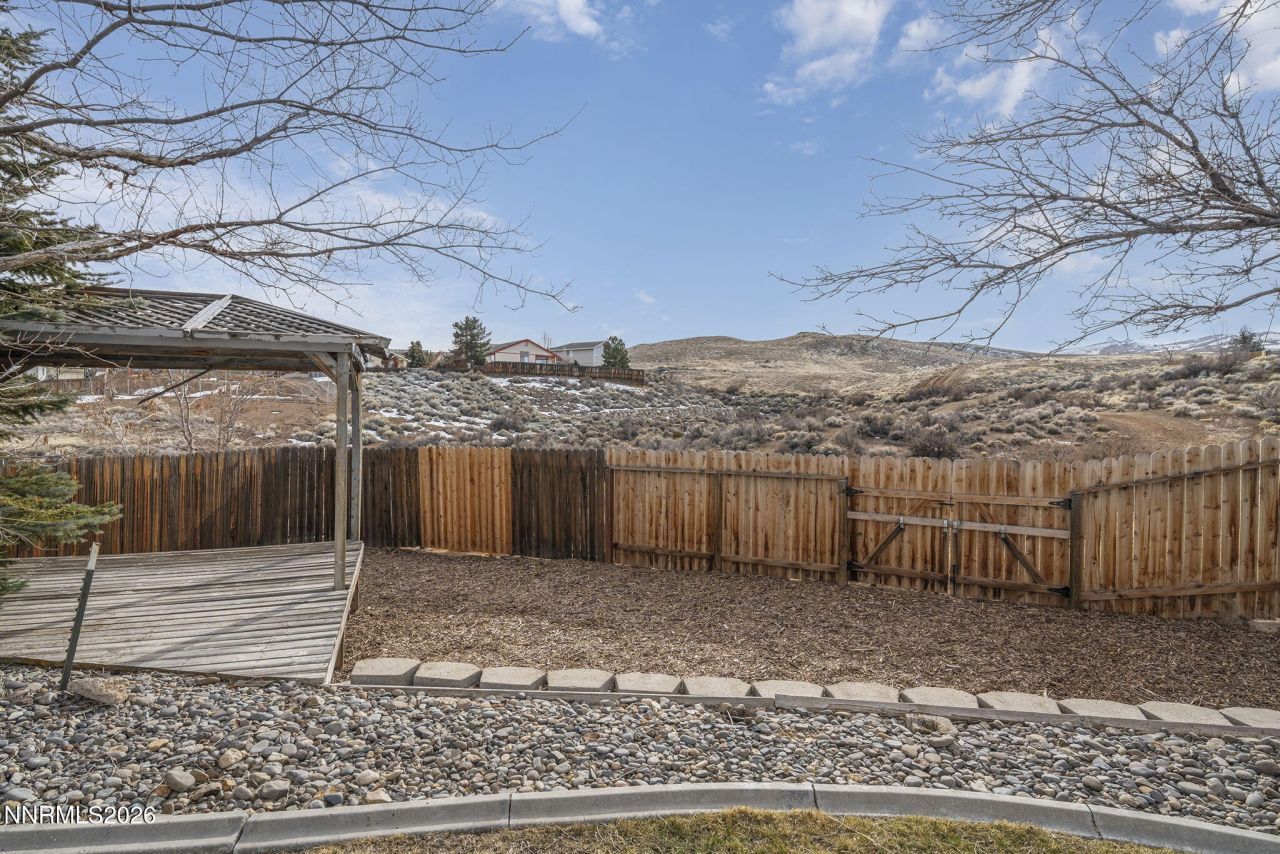 750 W Golden Valley Road, Reno, NV 89506 Photo
