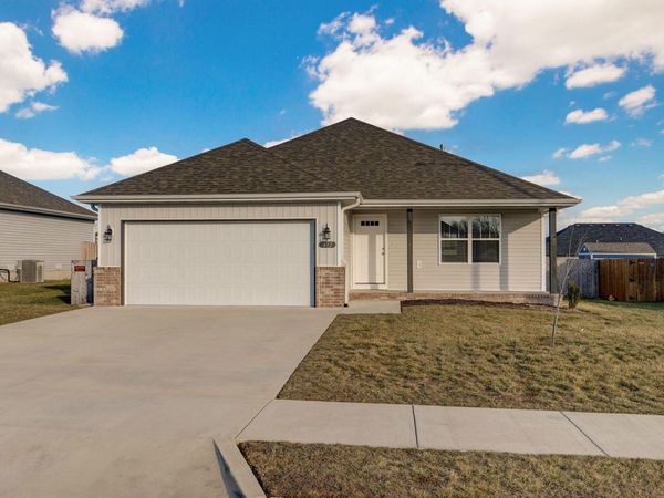 692 N Jozlynn Avenue, Republic, MO 65738