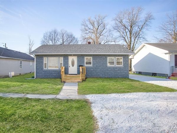304 Dorothy Street, Jerseyville, IL 62052