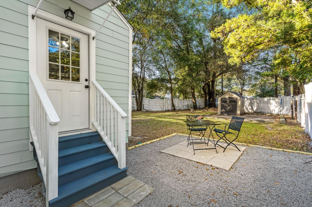 1436 E Montague Avenue Photo 27